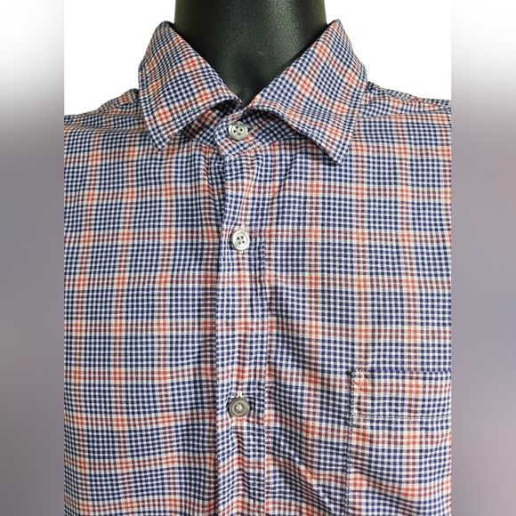 Hugo Boss Large Lightweight Short Sleeve Plaid Button Up Shirt - Picture 4 of 7